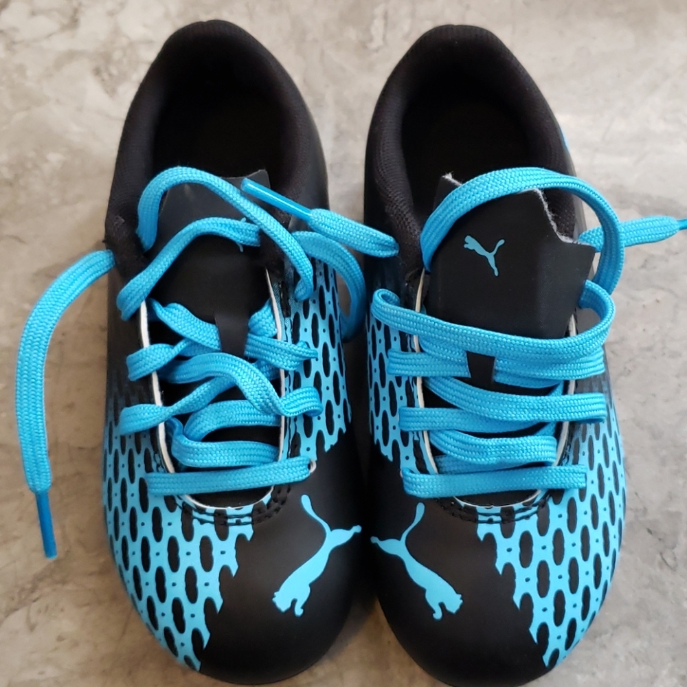 Toddler cleats